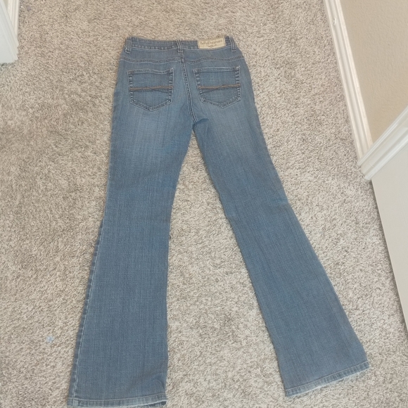 Jeans - Picture 2 of 5
